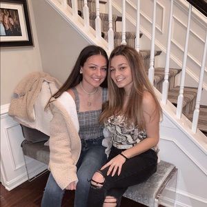 Meet your Posher, Molly